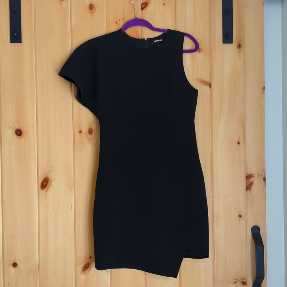 Black Express cocktail dress size small